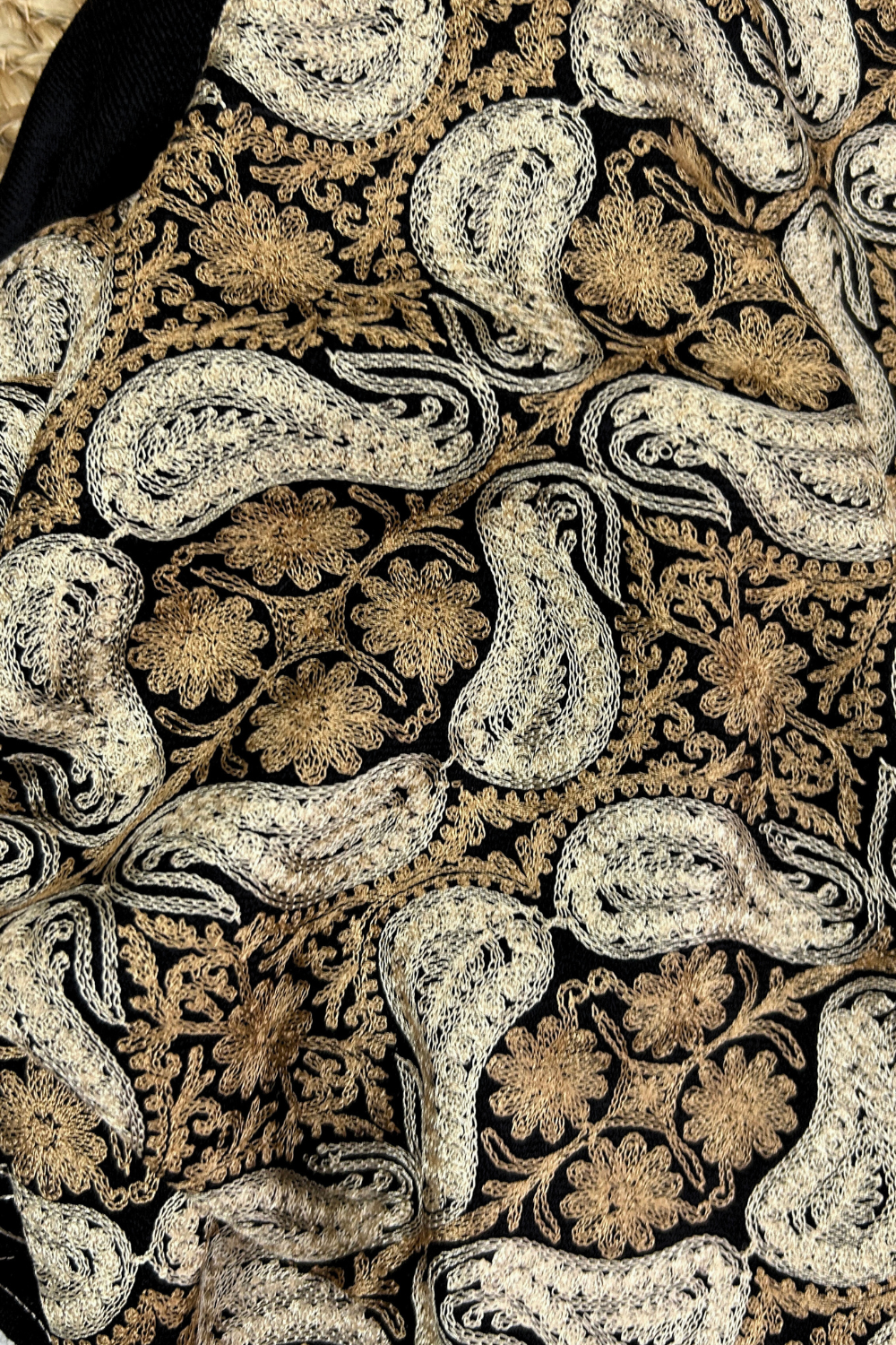 Eternal Paisley Grandeur Stole