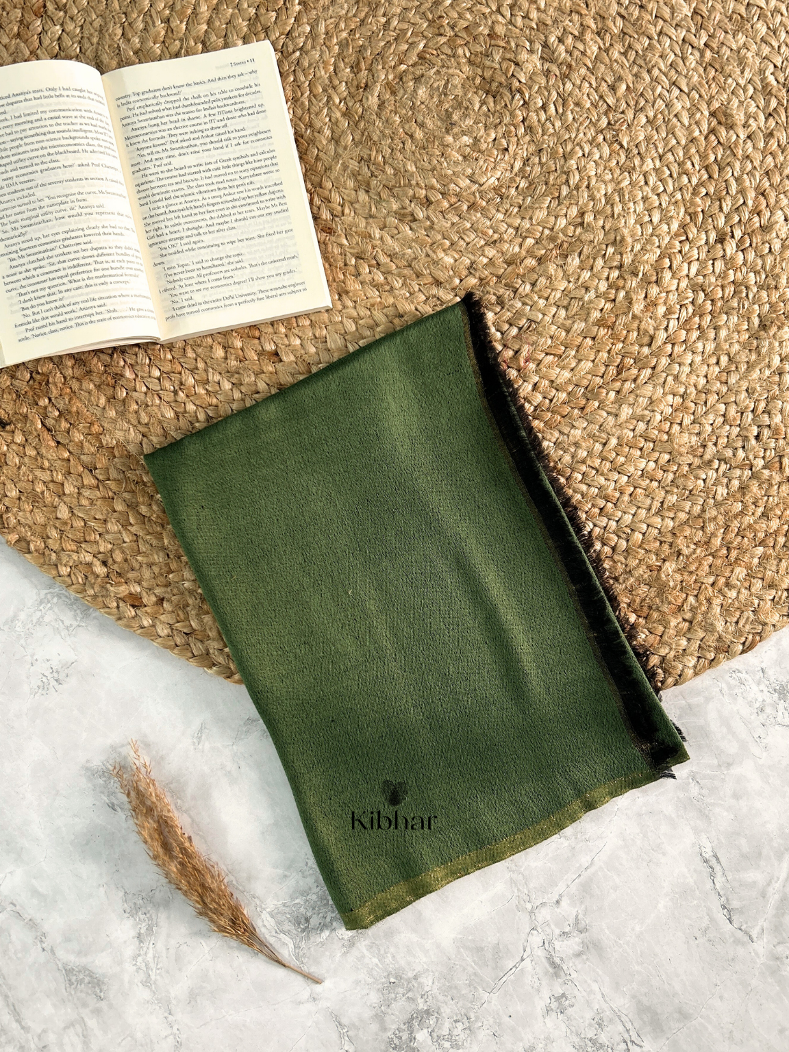 Dual tone fine wool Zari Stole- Olive