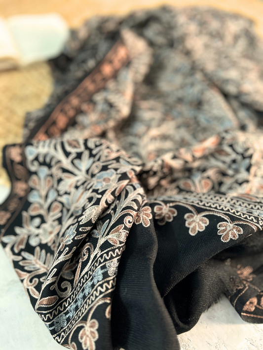 fine wool Jaal thread work shawl- Black